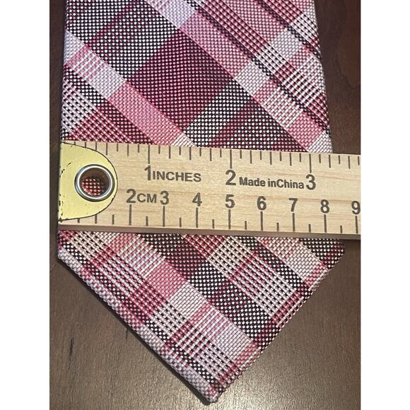 Countess Mara Pink Hand Made 100% Silk Men’s Neck Tie Made In China - Picture 4 of 10